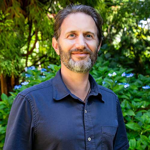 Portrait of Baqi Kopelman, executive director, Vista Gardens