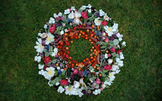 Charles Price Dunn Garden wreath: Late fall foliage and flowers