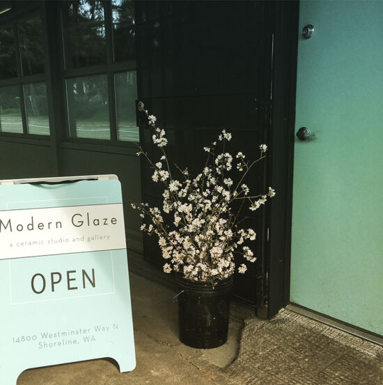 A Visual Joy of Botanical Prints on Clay, Laura Brodax